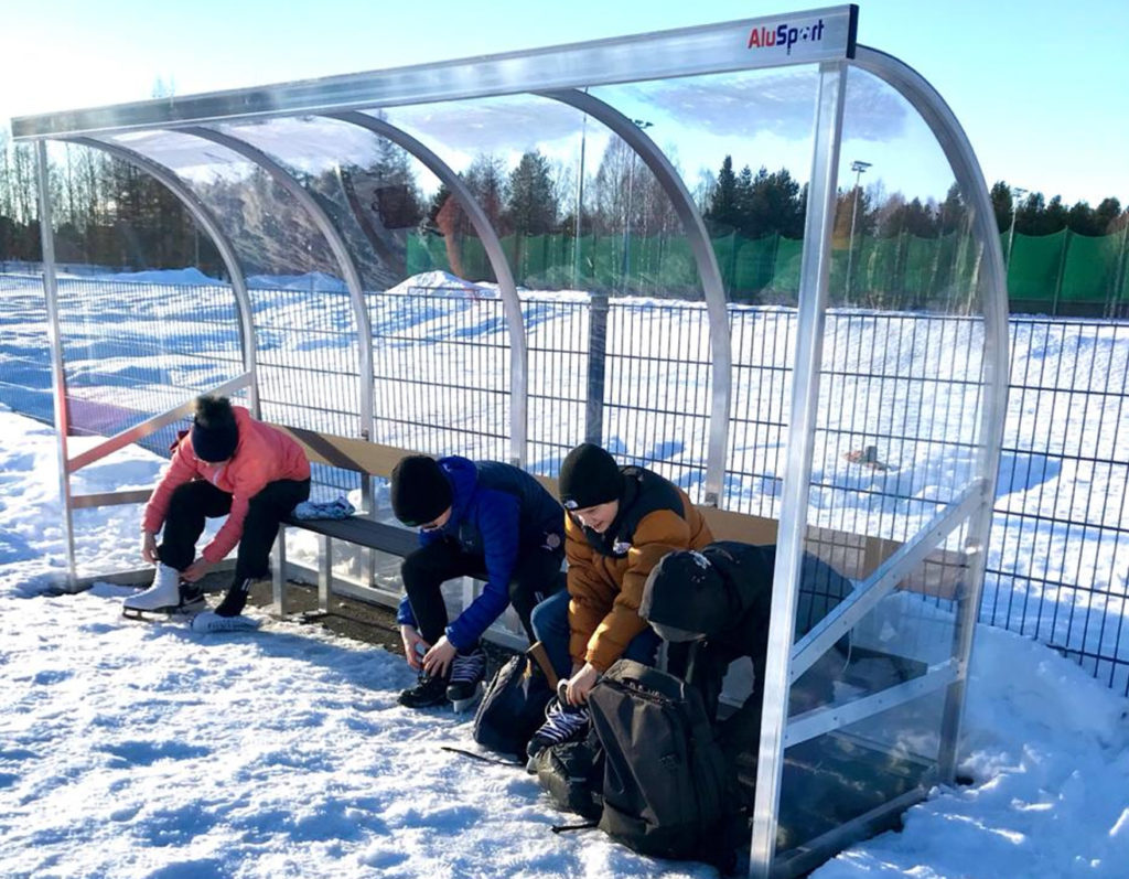 Jääkiekkokaupan vaihtoaitio / penkki Alusport