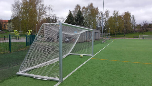 Jalkapallomaali Alusport 5x2m tiheillä verkoilla - Helsinki, Väinämöisen kenttä