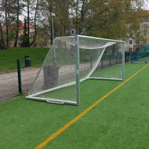 Jalkapallomaali 5x2 Alusport on kestävä maali julkisille kentille, koulujen pihoihin ja seurakäyttöön